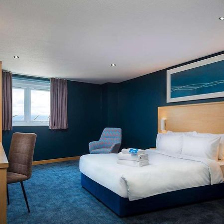 Travelodge Reading Whitley Habitación foto